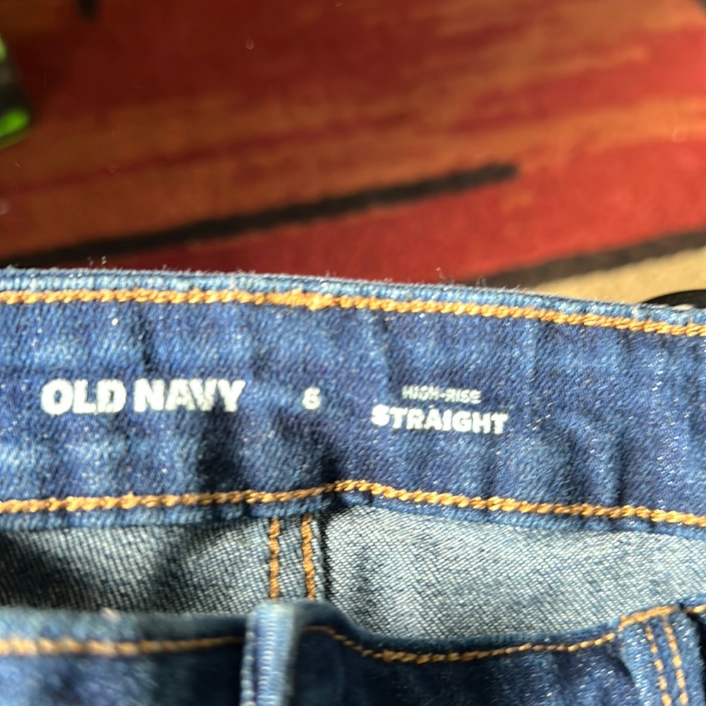 Old Navy Woman’s jeans straight fit
